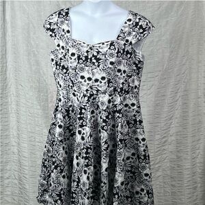 Magnolia Park | Skeleton Dress Size 3X
